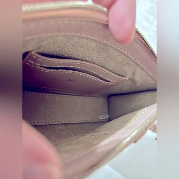 Frame les second mini crossbody pink purse leather made in Italy! Like new!! - Picture 3 of 16